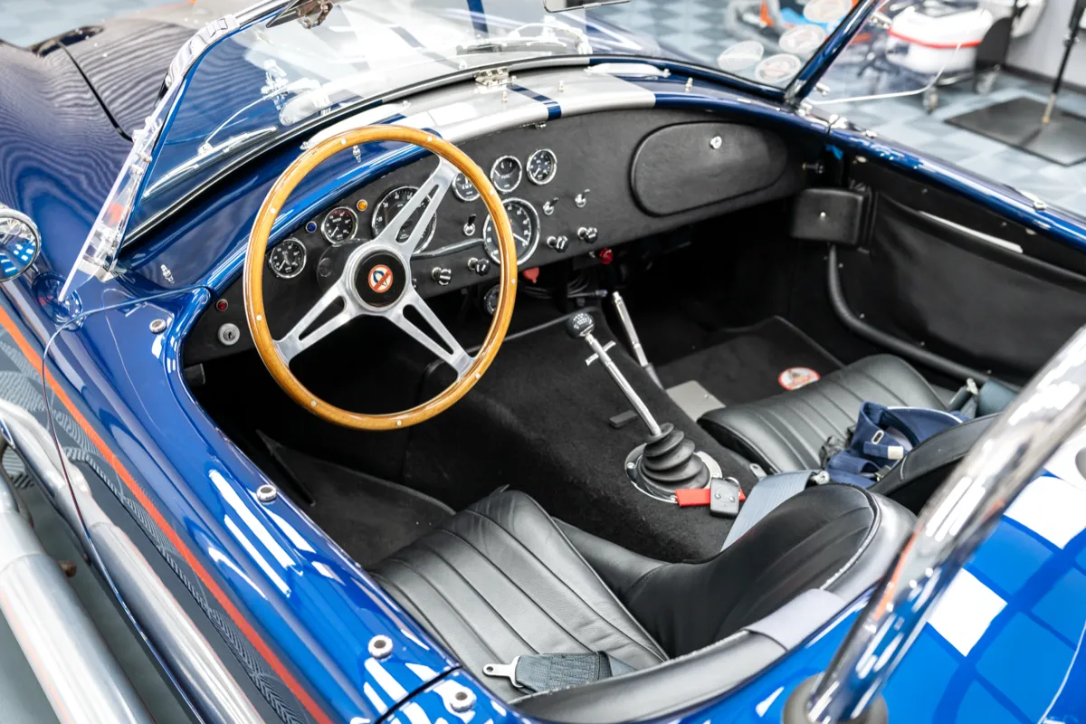 Shelby Cobra — Hochglanzpolitur & High-End Keramikversiegelung — Bild 2