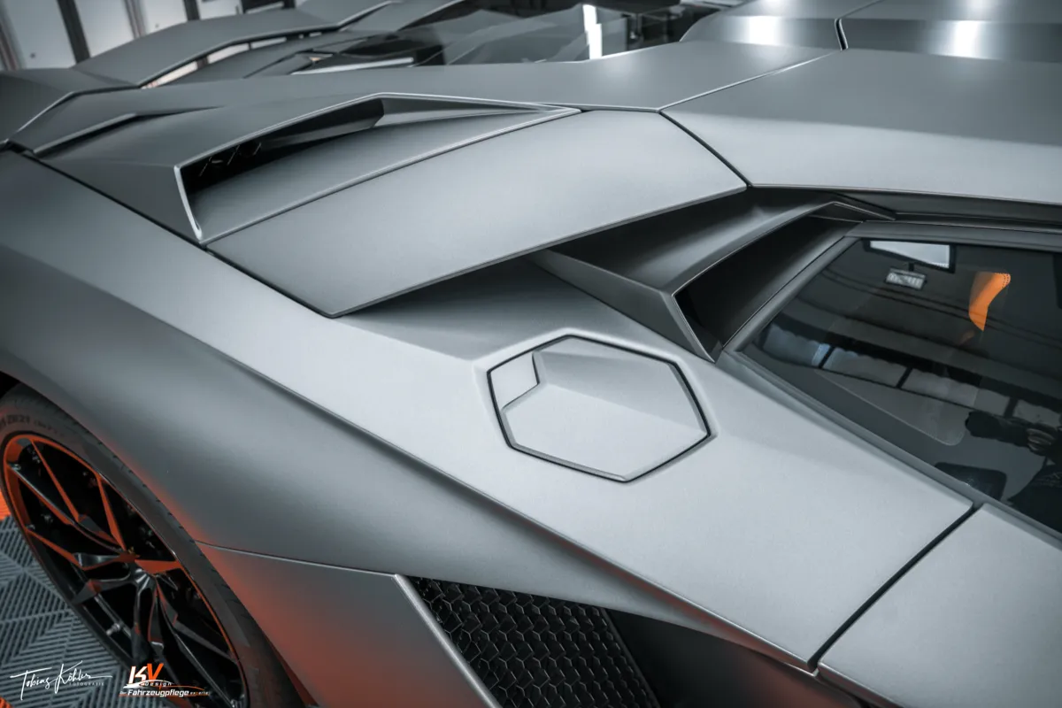 Lamborghini Aventador S — Mattlack-Pflege & Interieur-Detailing — Bild 4