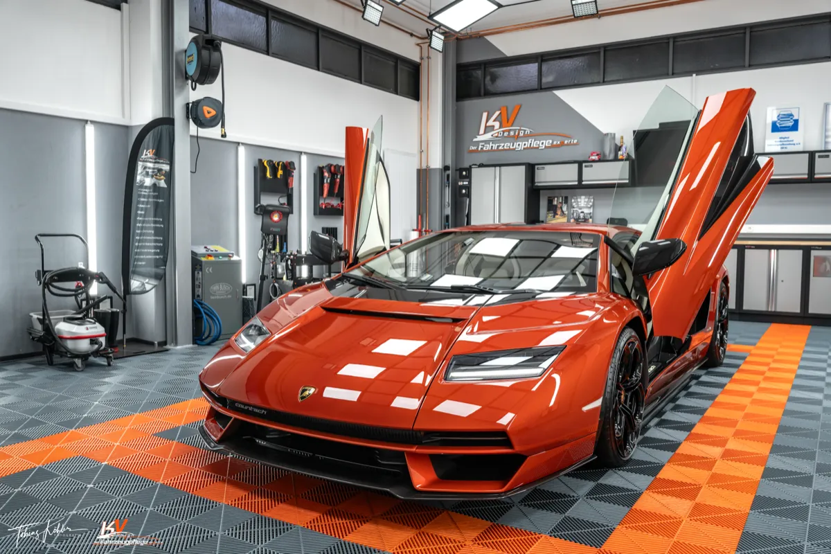 Lamborghini Countach LPI 800-4 — High-End Keramikversiegelung