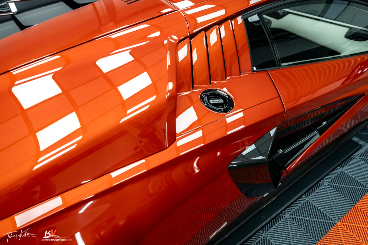 Lamborghini Countach LPI 800-4 — High-End Keramikversiegelung — Bild 4
