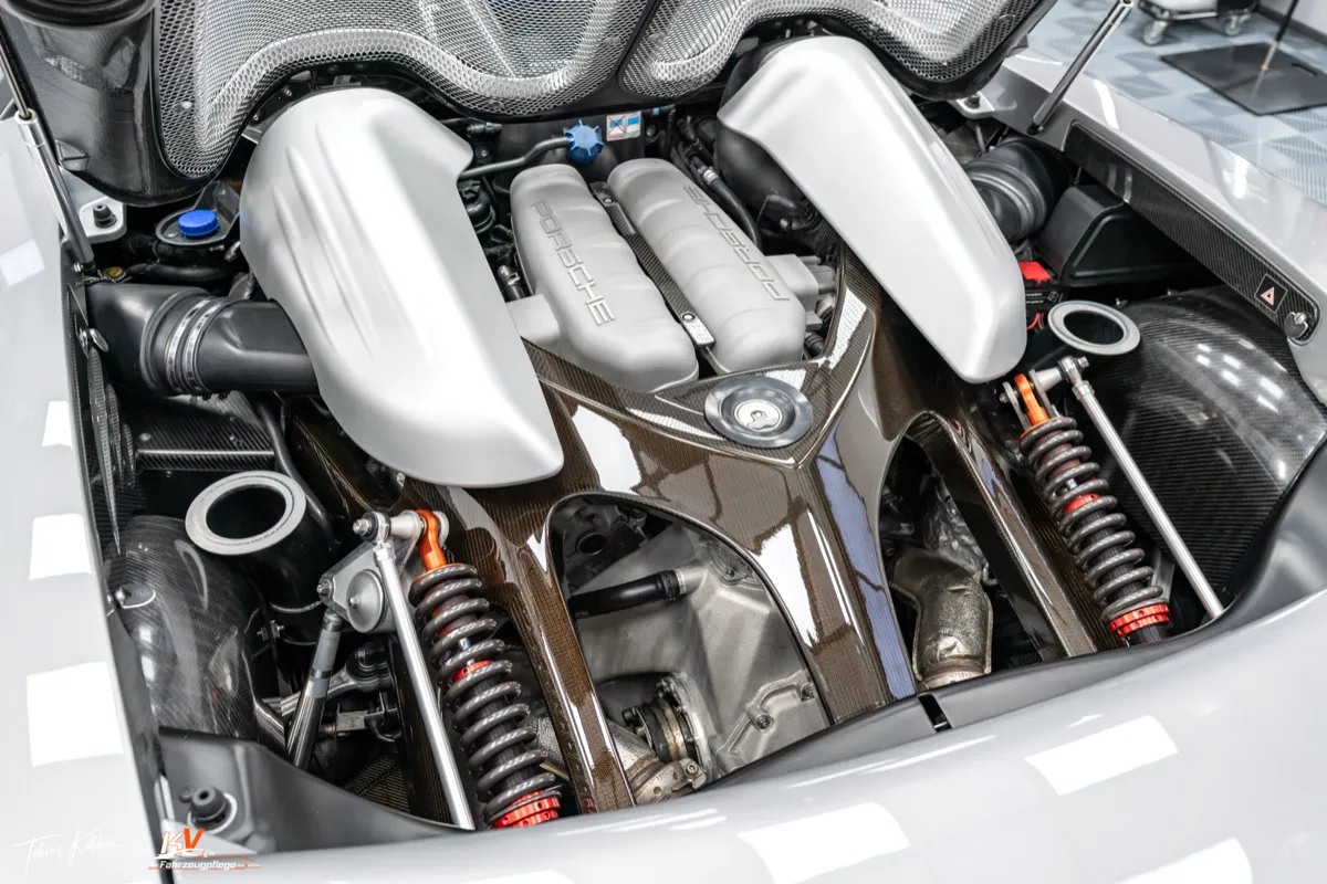 Porsche Carrera GT — High-End Lackkorrektur & Detailpflege — Bild 3