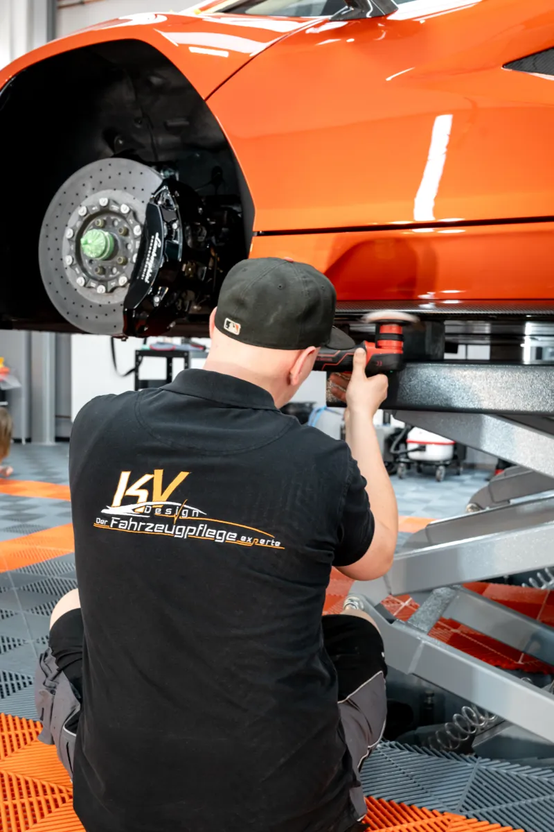 Lamborghini Countach LPI 800-4 — High-End Keramikversiegelung — Bild 2